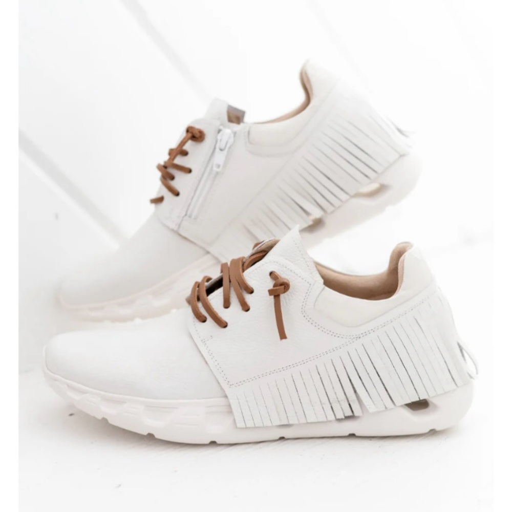 New VANELI ALVINA FRINGE SNEAKERS